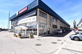 Local Comercial a Castillo-Campodón. Nave en venta en villaviciosa de odón