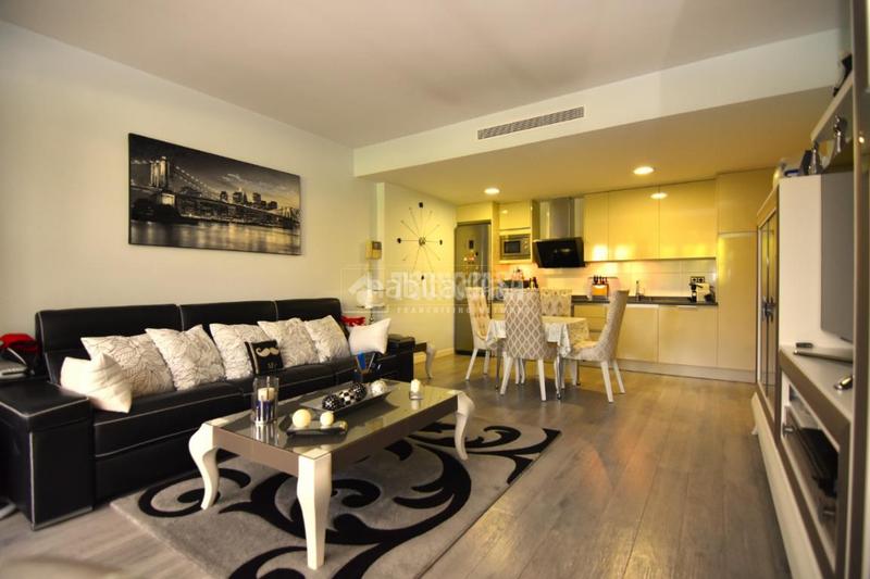 Foto 8d6b2a92-b2e8-4958-ad51-3a63cc5d8556. Piso  en venta en El Bosque Villaviciosa de Odón