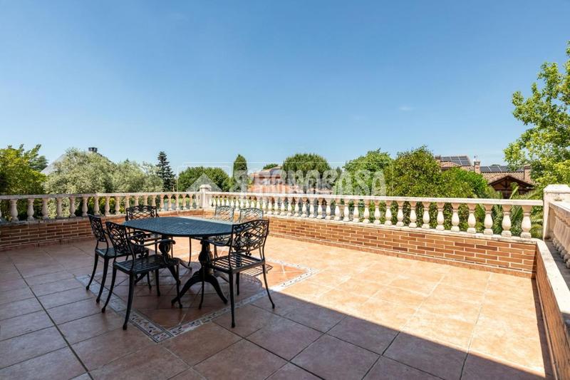 Foto aebddd4f-8246-4d99-90a0-b0bf3cd4b3e8. Casa amb calefacció a Castillo-Campodón Villaviciosa de Odón