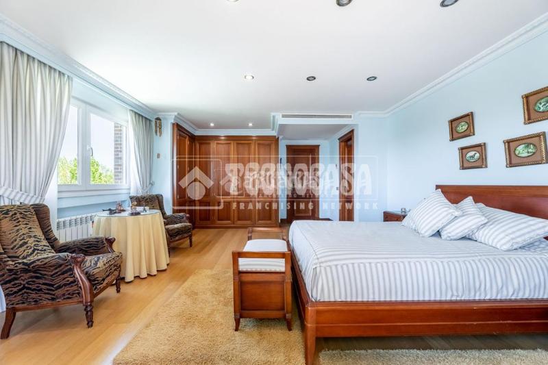 Foto dd5f3c99-3e56-4f9a-a361-e34bd578712b. Casa amb calefacció a Castillo-Campodón Villaviciosa de Odón
