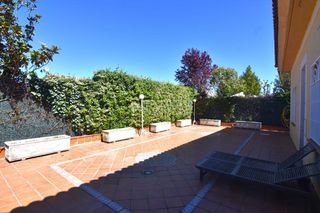 Doppelhaus in Centro. Casa en venta en villaviciosa de odón