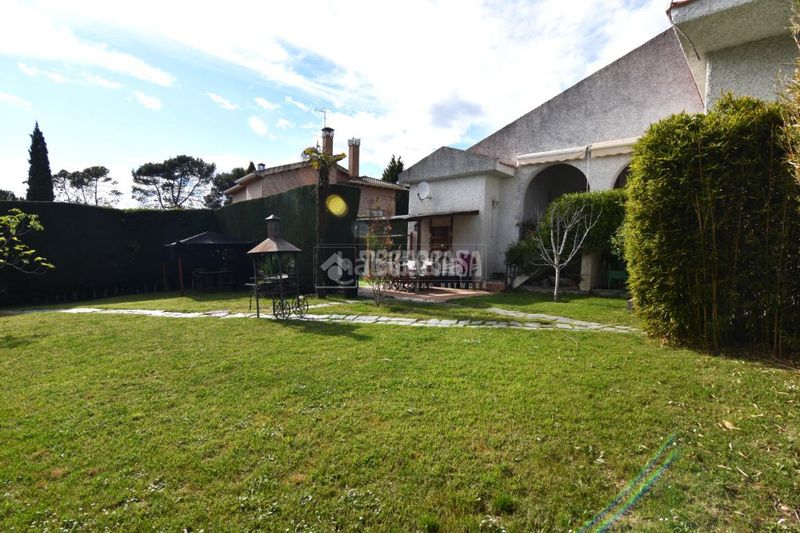 Foto 3fd98a2a-79a9-4afb-b9bd-3a615e991b95. Casa a El Bosque Villaviciosa de Odón