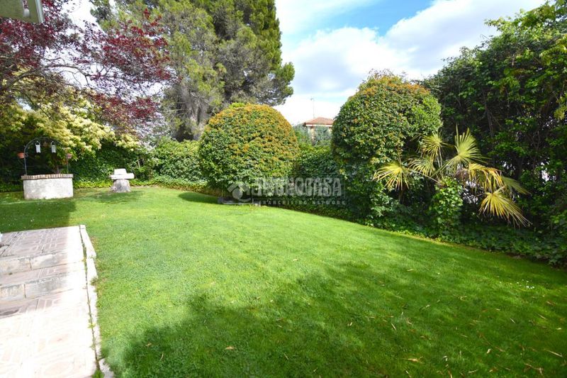 Foto 4a99e613-532a-4993-b458-9f82010e23ce. Casa a El Bosque Villaviciosa de Odón