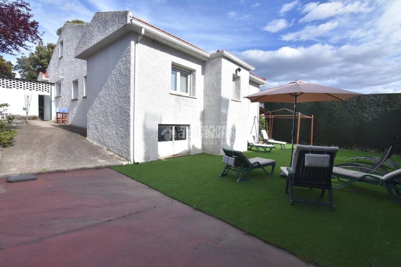 Foto a946b77b-729a-4754-aff5-7e678b344dae. Casa a El Bosque Villaviciosa de Odón