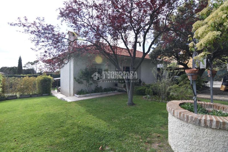 Foto ba9ea72e-2c45-4414-bbed-954fe67b3608. Casa a El Bosque Villaviciosa de Odón