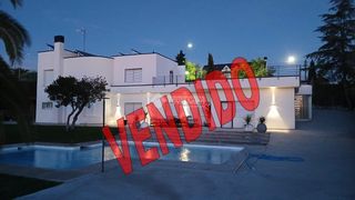 Casa a El Bosque. Casa en venta en villaviciosa de odón