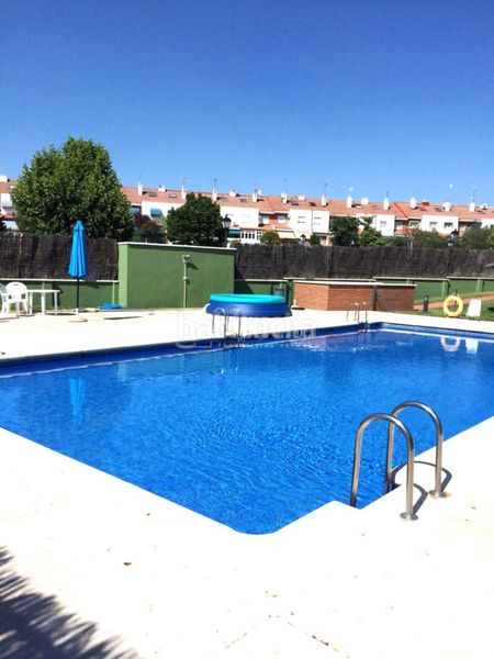 Foto fc16867d-4040-4471-950d-9b211b8f1229. Àtic amb aparcament piscina a Centro Villaviciosa de Odón