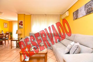 Towny house in Centro. Casa en venta en villaviciosa de odón