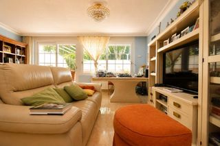 Casa bifamiliare in Centro. Casa en venta en villaviciosa de odón