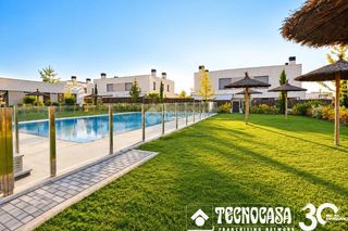 Towny house in El Bosque. Casa en venta en villaviciosa de odón