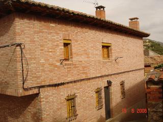 Casa en Calle castillo 18. Casa de 3 plantas en el cuervo