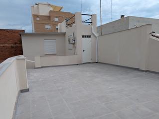 Pis a Centro puerto. Piso recién reformado con terraza