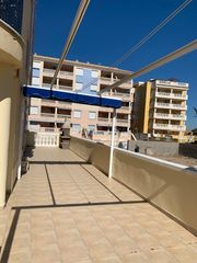 Pis en Monc�far Playa. Piso con piscina y garaje