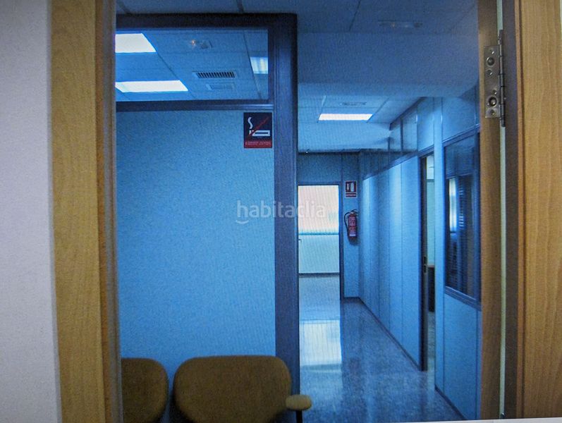 Foto a6a6f338-c177-4dbe-a3e6-9d29a5dfd658. Lloguer local comercial a avenida ojos negros 41 a Sagunt