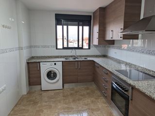 Pis a Moncófar Pueblo. Piso semi nuevo cerca de la playa