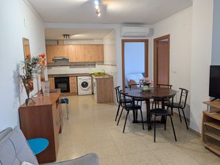 Pis a Playa Puerto de Sagunto. Piso semi nuevo en primera línea de playa