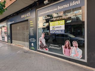 Local Comercial a Avinguda del maestrat 13. Local de 330 metros