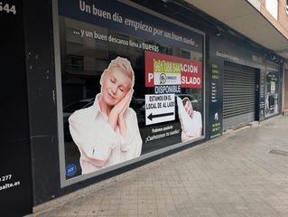 Local Comercial en Avinguda del maestrat 13. Local de 330 metros