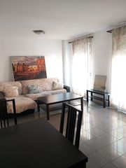 Lloguer Pis  Calle retablo. Piso en av. leganés 3 dormitorios sin amueblar