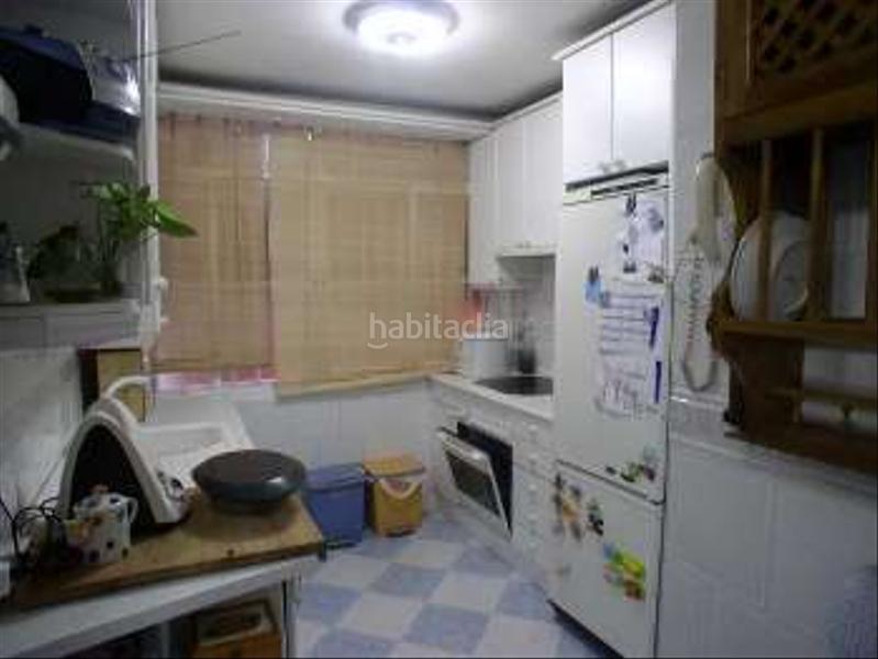 Foto 81f66356-8f06-42e0-bb62-e9a7d7548e04. Alquiler piso 4 dormitorios 2 baños parque lisboa en Alcorcón