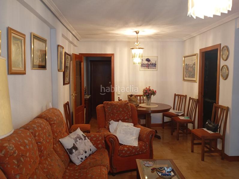 Foto 676e5796-bcb4-4762-a2cf-4fedf3b4b090. Piso en calle porto lagos 9 piso 3 dormitorios 1 baño en parque lisboa en Alcorcón