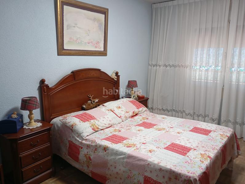 Foto 9fc67f5d-b285-405e-b47e-2c8c33fd328e. Piso en calle porto lagos 9 piso 3 dormitorios 1 baño en parque lisboa en Alcorcón