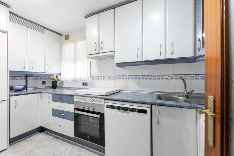 Foto 9c7657c7-0a02-41c1-b54a-dfd39cd8b286. Piso  3 dormitorios 1 baño en calle mayor en Casco Antiguo Alcorcón