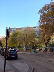 Appartement  Avenida torres bellas. Piso reformado 3 dormitorios en torres bellas