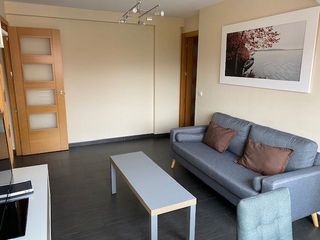 Rent Flat  N/a. Piso en valderas 3 dormitorios semiamueblado
