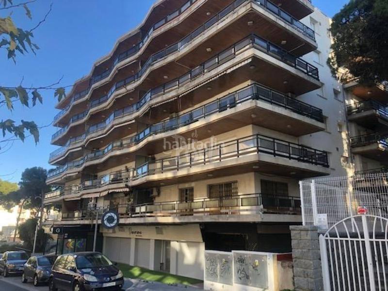 Foto 16bf5495-06c2-436a-8623-486881a8d18a. Local comercial a Mar i Camp - Platja dels Capellans Salou