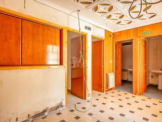Local Comercial a Alfonso. Local en venta en c. cineasta jose luis borau, 1, zaragoza, zara
