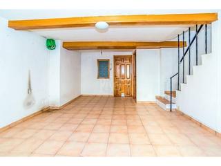 Casa  Santa madrona. Casa adosada en venta  gran potencial para reforma