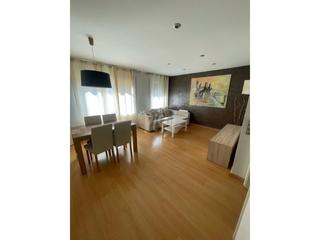 Flat  Armanya. Piso centrico