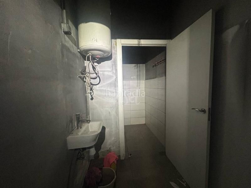 Foto eb2a8f29-b877-4c04-ac4d-deeca36336e6. Locale commerciale in Torreforta Tarragona