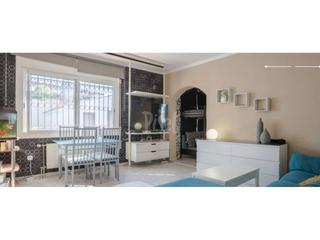 Casa en Platja de Mont-roig. Increíble villa con piscina privada en montroig del camp!