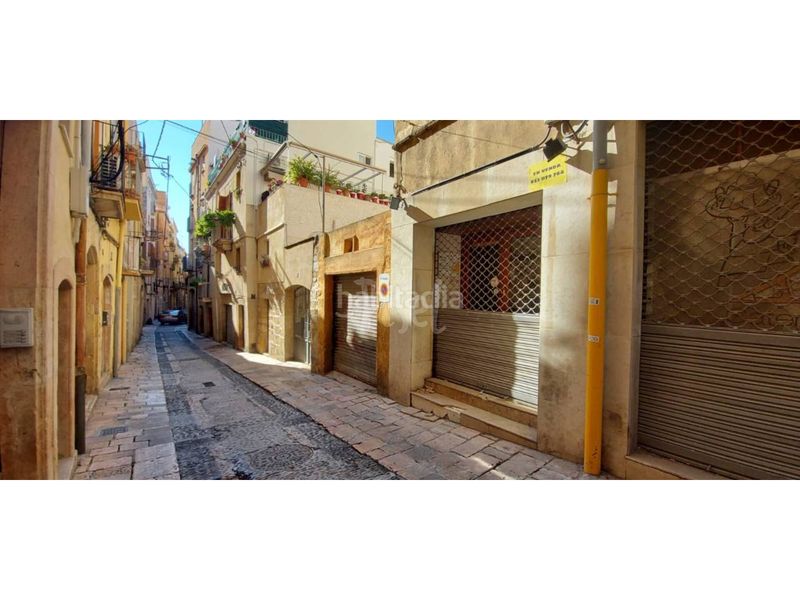 Foto 8379e1cb-dfd8-4f9d-b578-237800a9d9c3. Local comercial a Part Alta Tarragona