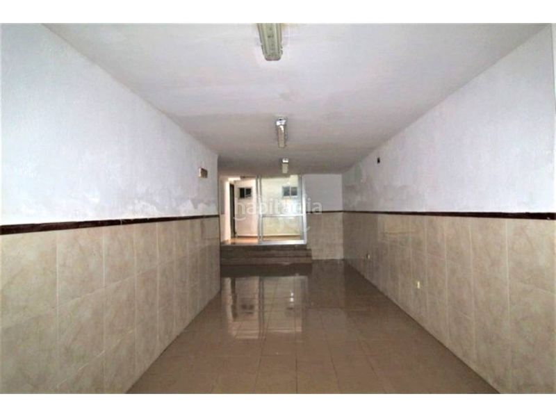 Foto cdbe6dca-92fe-4384-a5c3-2a74e97f4d6e. Local comercial a Part Alta Tarragona