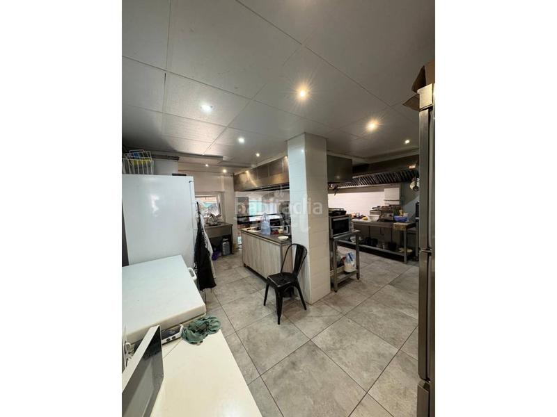 Foto 4477298d-0f0e-40fb-af67-6d38ff9ae48b. Transfer business premise in Eixample Tarragona