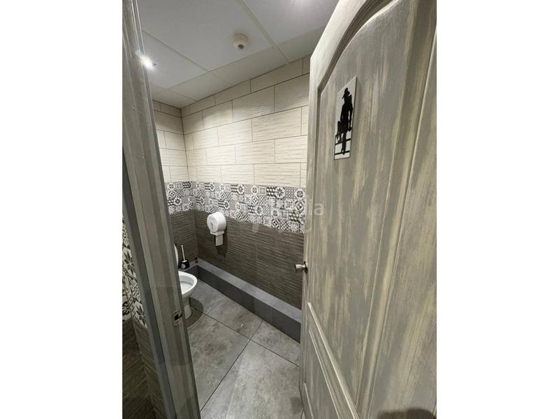 Foto f2c97253-2268-4c03-9ec4-36952f38f30e. Transfer business premise in Eixample Tarragona