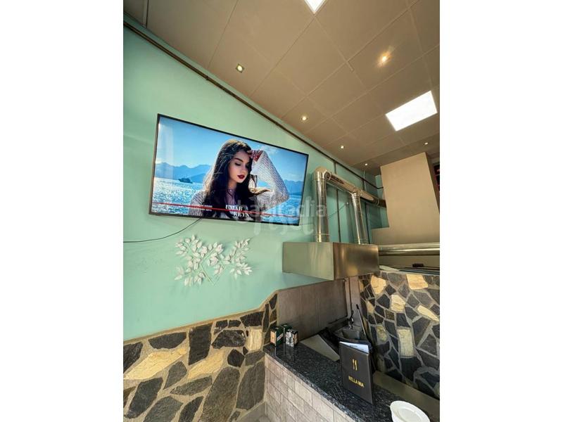 Foto 6ec064bb-71c4-4341-8768-fad4eaeb8557. Traspàs local comercial a Eixample Tarragona