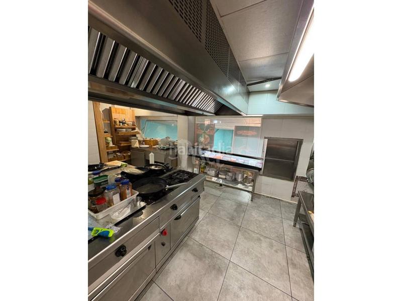 Foto 21ea5dd5-57df-492a-9bf3-68e944a24d1b. Traspaso local comercial  con encanto en el centro con horno artesanal incluido! en Tarragona