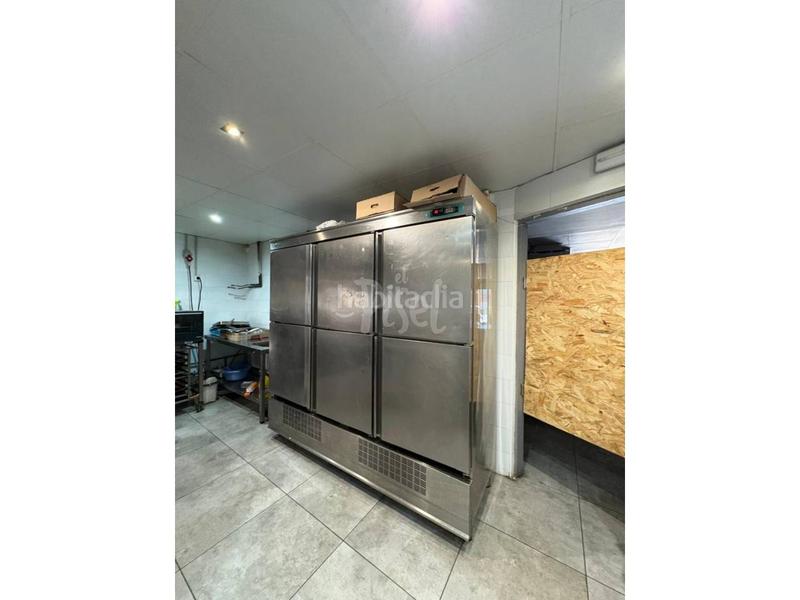 Foto 186537db-e5f5-42ae-92ea-f3106796fbd0. Trapasso locale commerciale in Eixample Tarragona