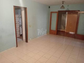 Pis  Gaudí. Piso en venta en constantí  vivienda de protección oficial