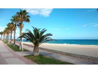 Haus in Passeig Marítim. Tu oportunidad de vivir cerca de la playa en miami platja!