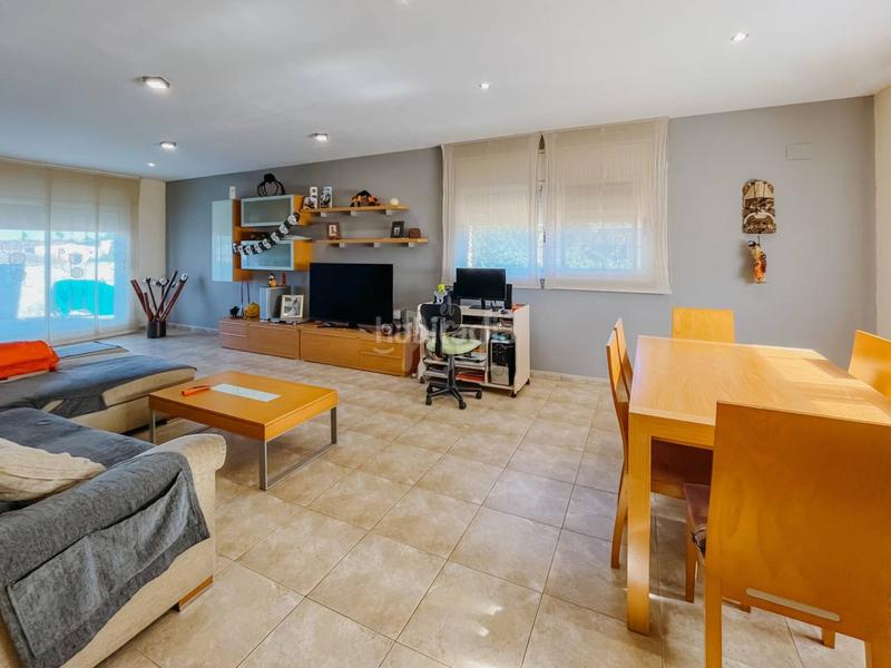 Foto 956e12ff-e5b5-4849-ac57-5fa520da6235. Haus mit parking pool in Pallaresos (Els)