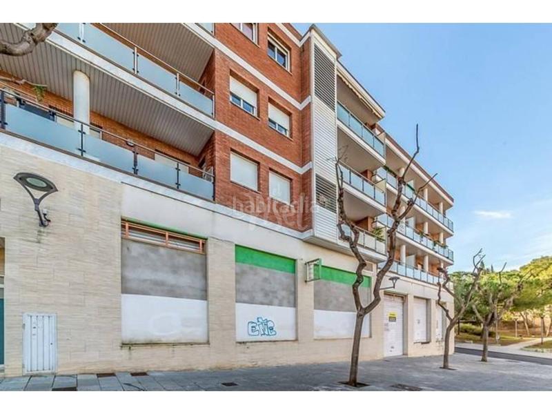 Foto ec740e68-4eba-49b8-bf4a-7f76f6668d7f. Local comercial a Constantí