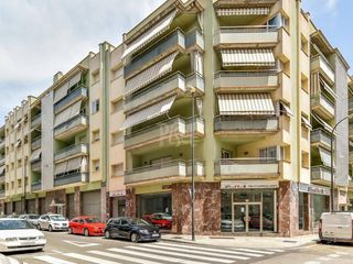 Locale commerciale in Llevant. Local en venta en c. joan coromines, 3, reus
