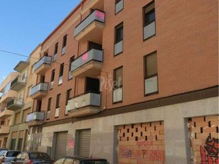 Local commercial à Sant Mateu de Bages. Local comercial en el corazón de la ciudad! ideal para comercio