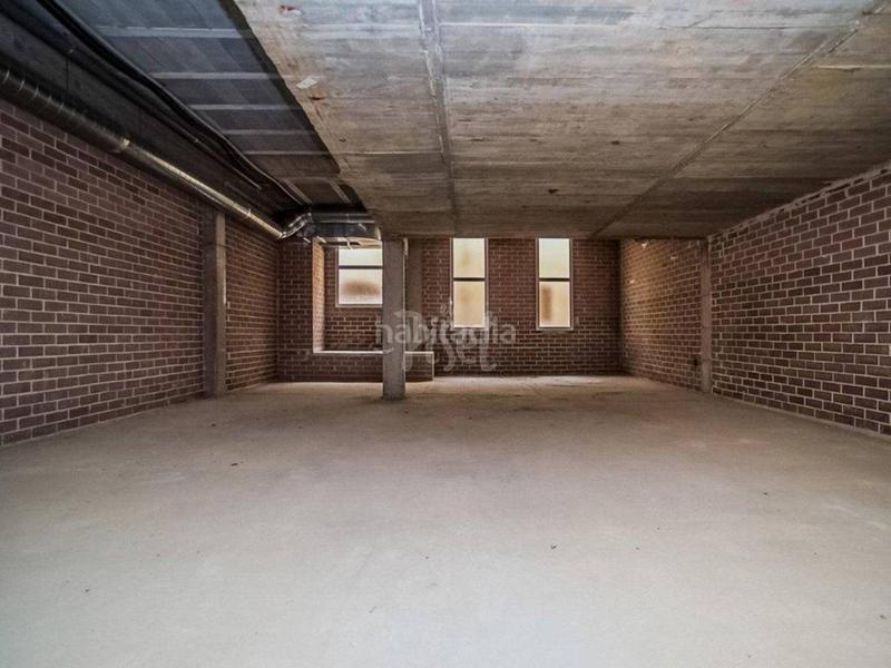 Foto 0faddbed-4189-495c-85d0-8222ddb79146. Local comercial a Ponent Reus