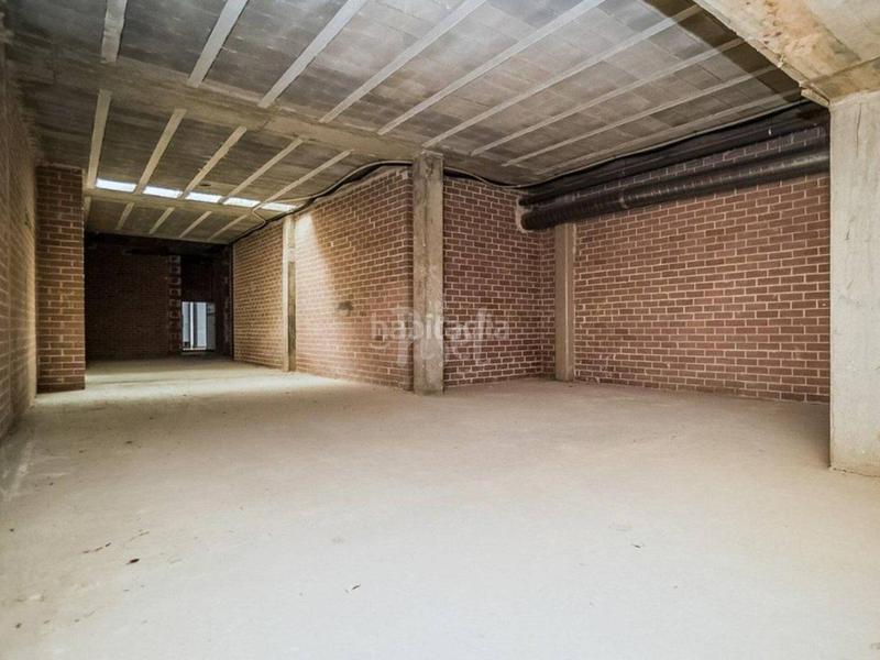 Foto e551daae-a15c-4880-aa39-547153c126e8. Local comercial a Ponent Reus